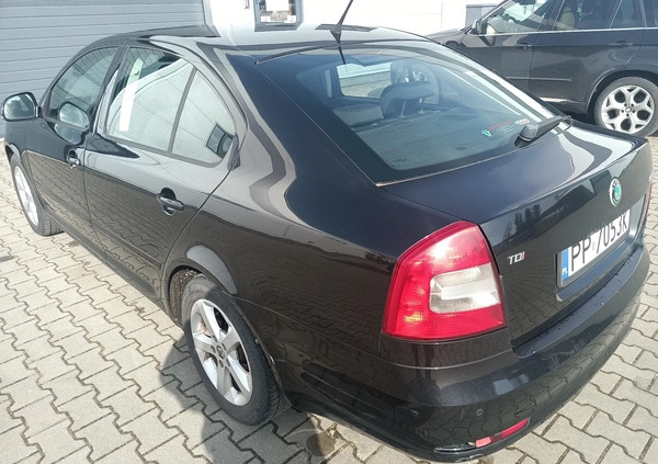 Skoda Octavia cena 16500 przebieg: 524394, rok produkcji 2011 z Piła małe 92